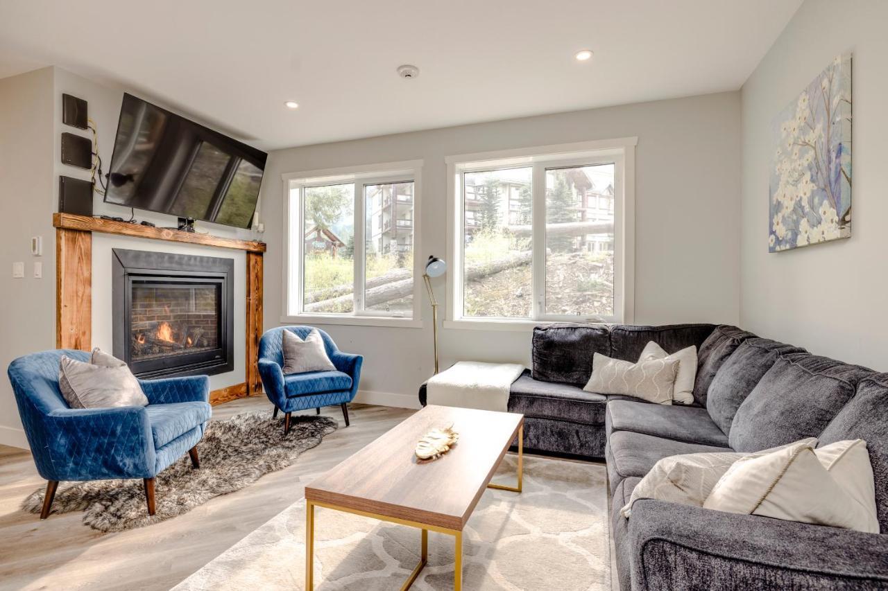 Ski In Ski Out With Huge Game Room And Hot Tub Fernie Kültér fotó